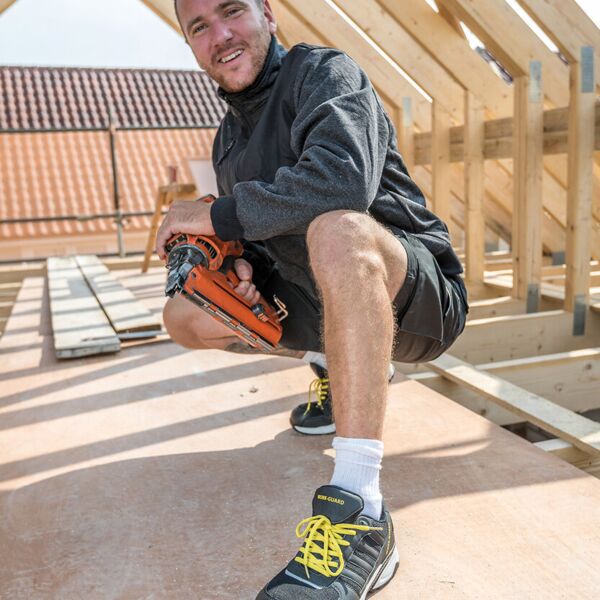 Lightweight safety trainer Thumbnail